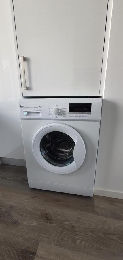 Apartamento T2-5M Aeroporto Cr7 Santa Cruz  Eksteriør billede