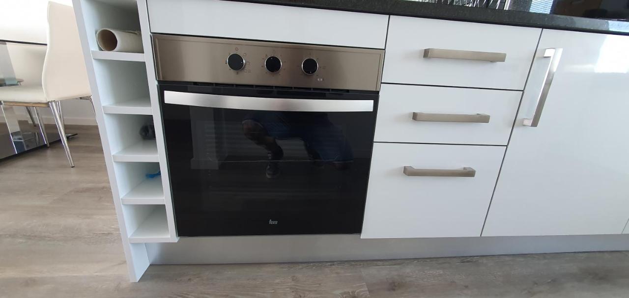 Apartamento T2-5M Aeroporto Cr7 Santa Cruz  Eksteriør billede